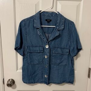 Kenzie Denim Women’s Button Down Shirt
Sz M